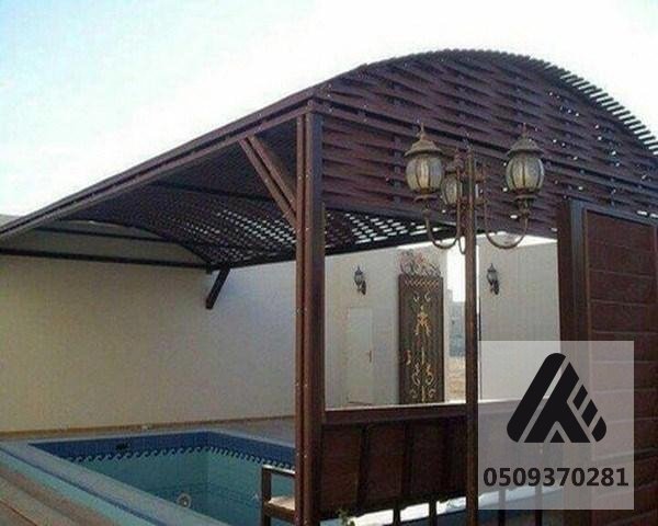 مظلات مسابح
